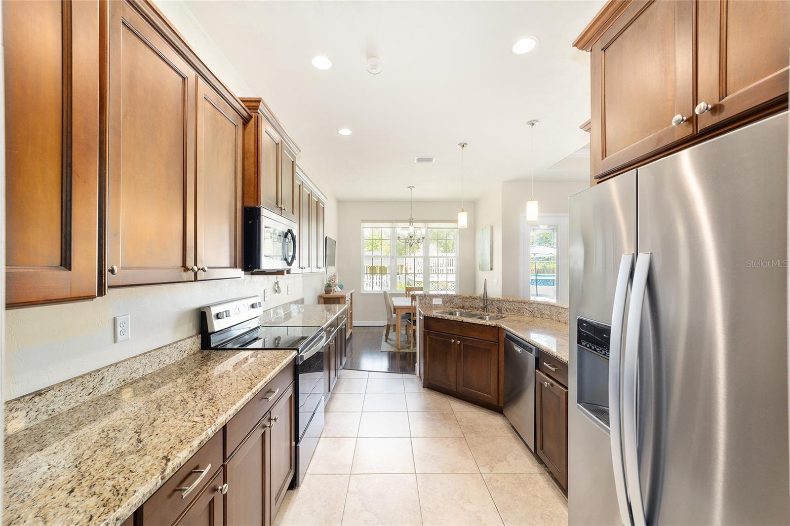 Image 13 of 54 For 16333 204th Street