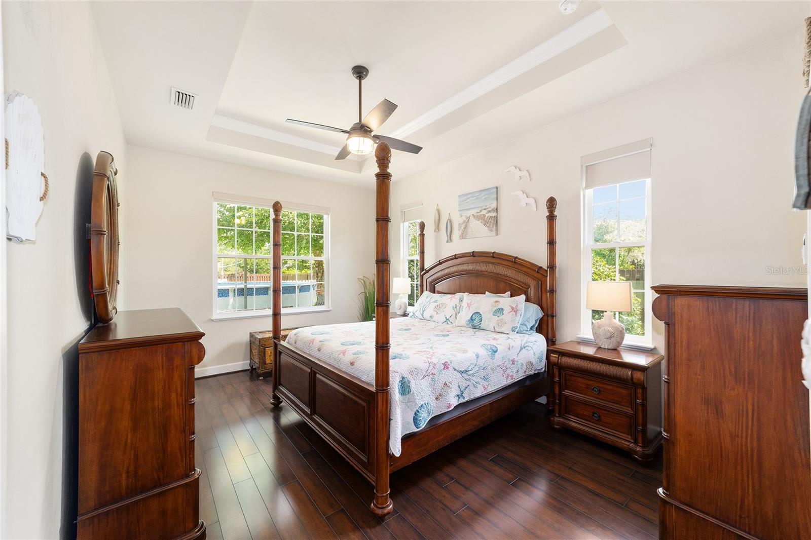 Image 16 of 54 For 16333 204th Street