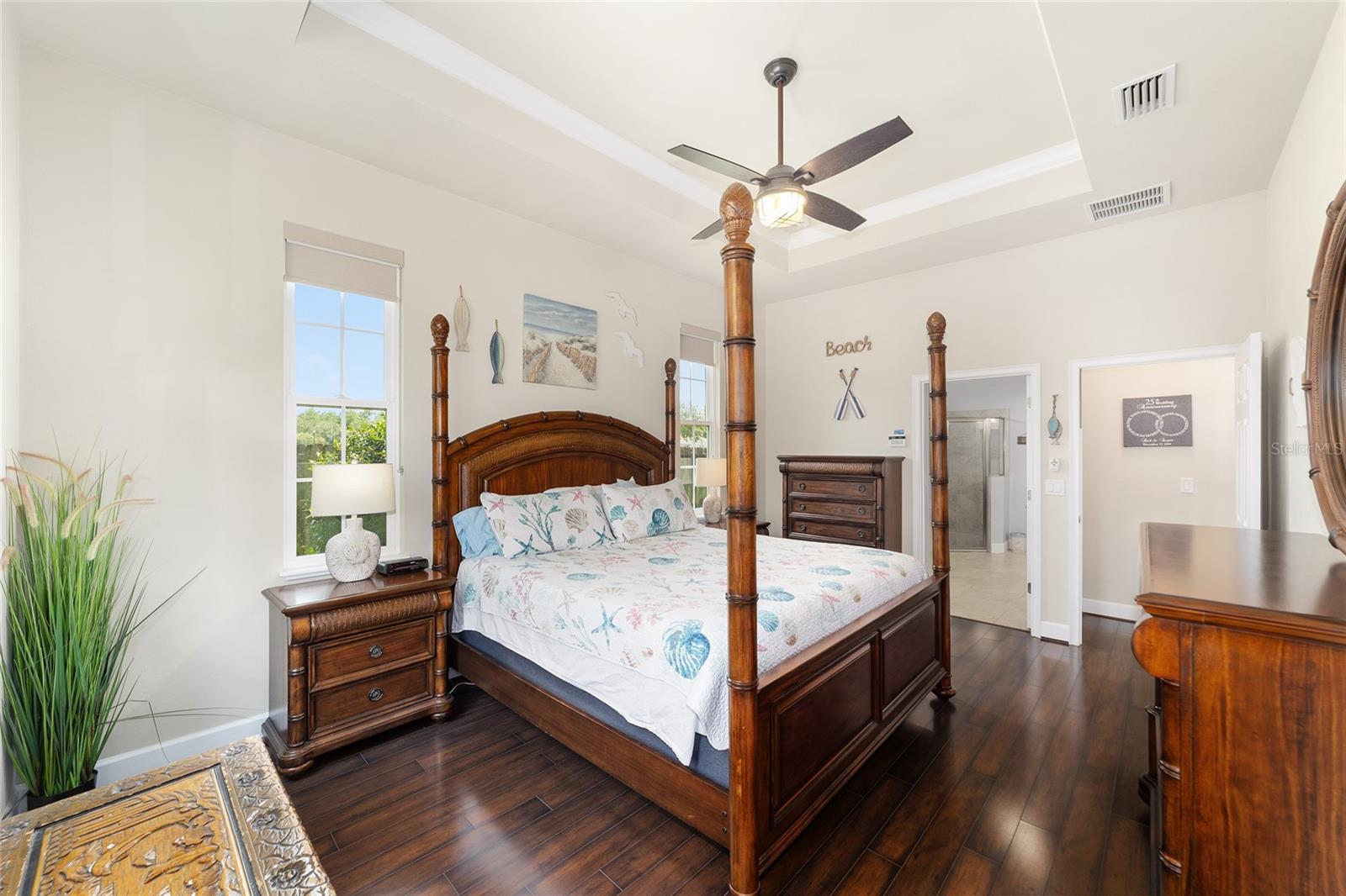 Image 17 of 54 For 16333 204th Street