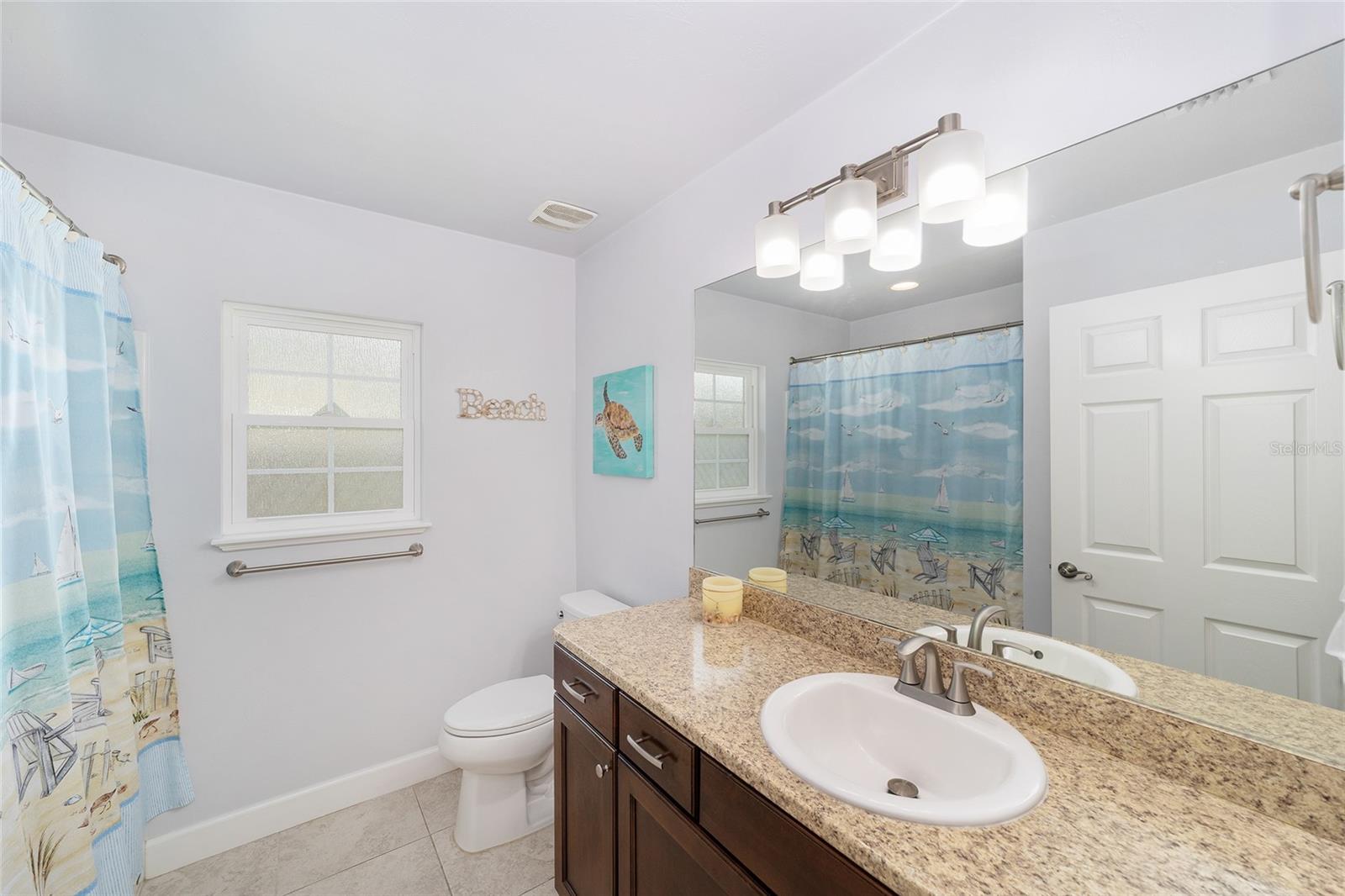Image 24 of 54 For 16333 204th Street