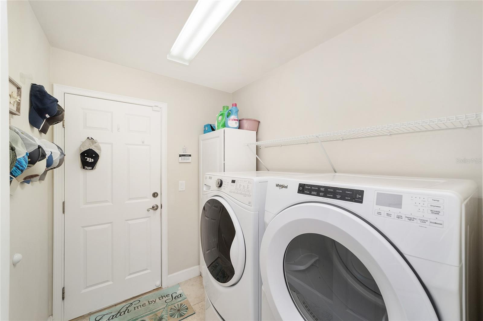 Image 27 of 54 For 16333 204th Street