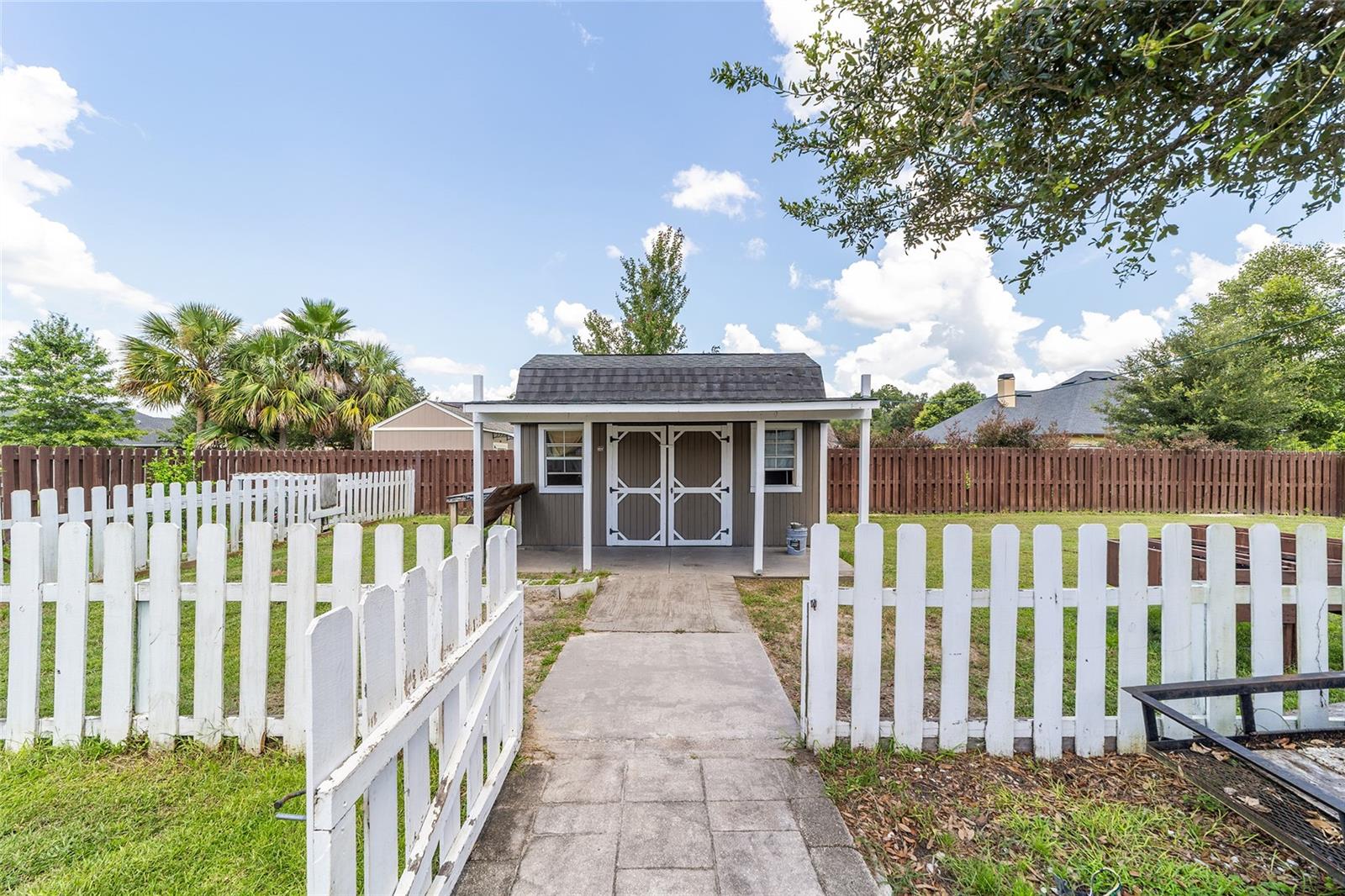 Image 41 of 54 For 16333 204th Street