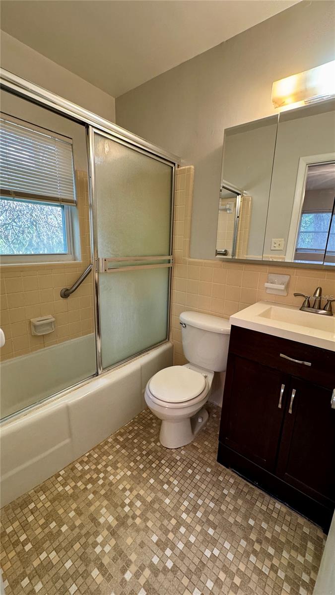 Image 9 of 15 For 4410 18th Place