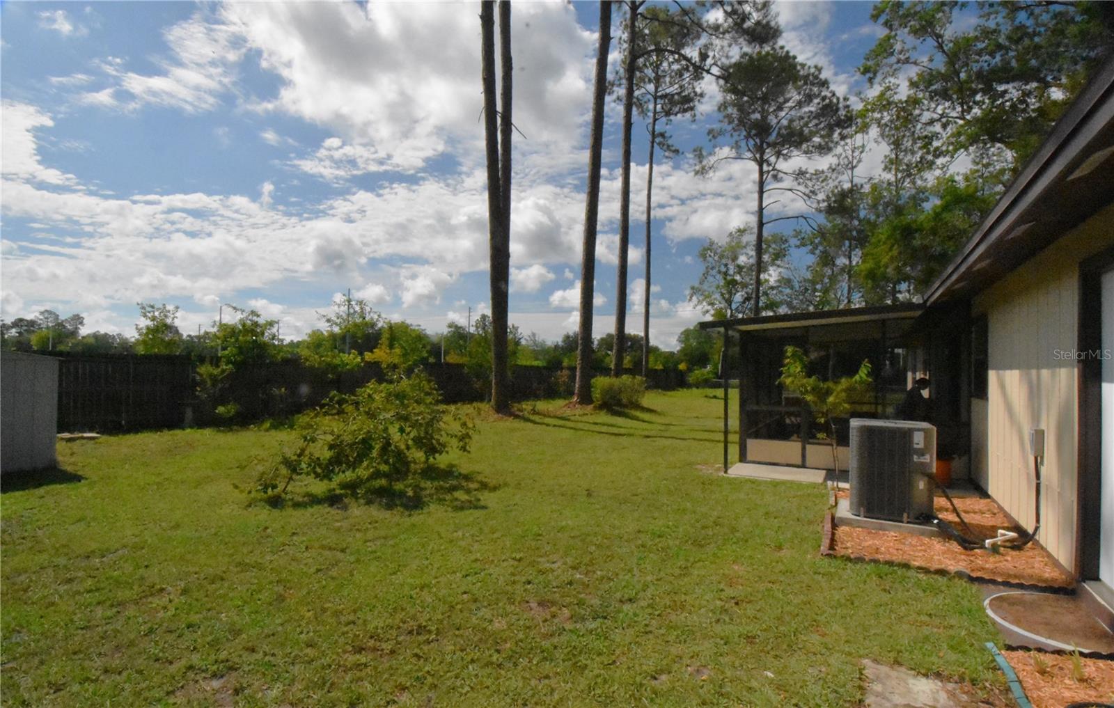 Image 22 of 34 For 5407 23rd Terrace