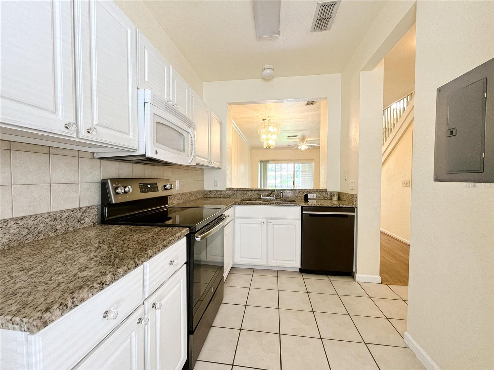 Image 4 of 23 For 4877 42nd Road 106