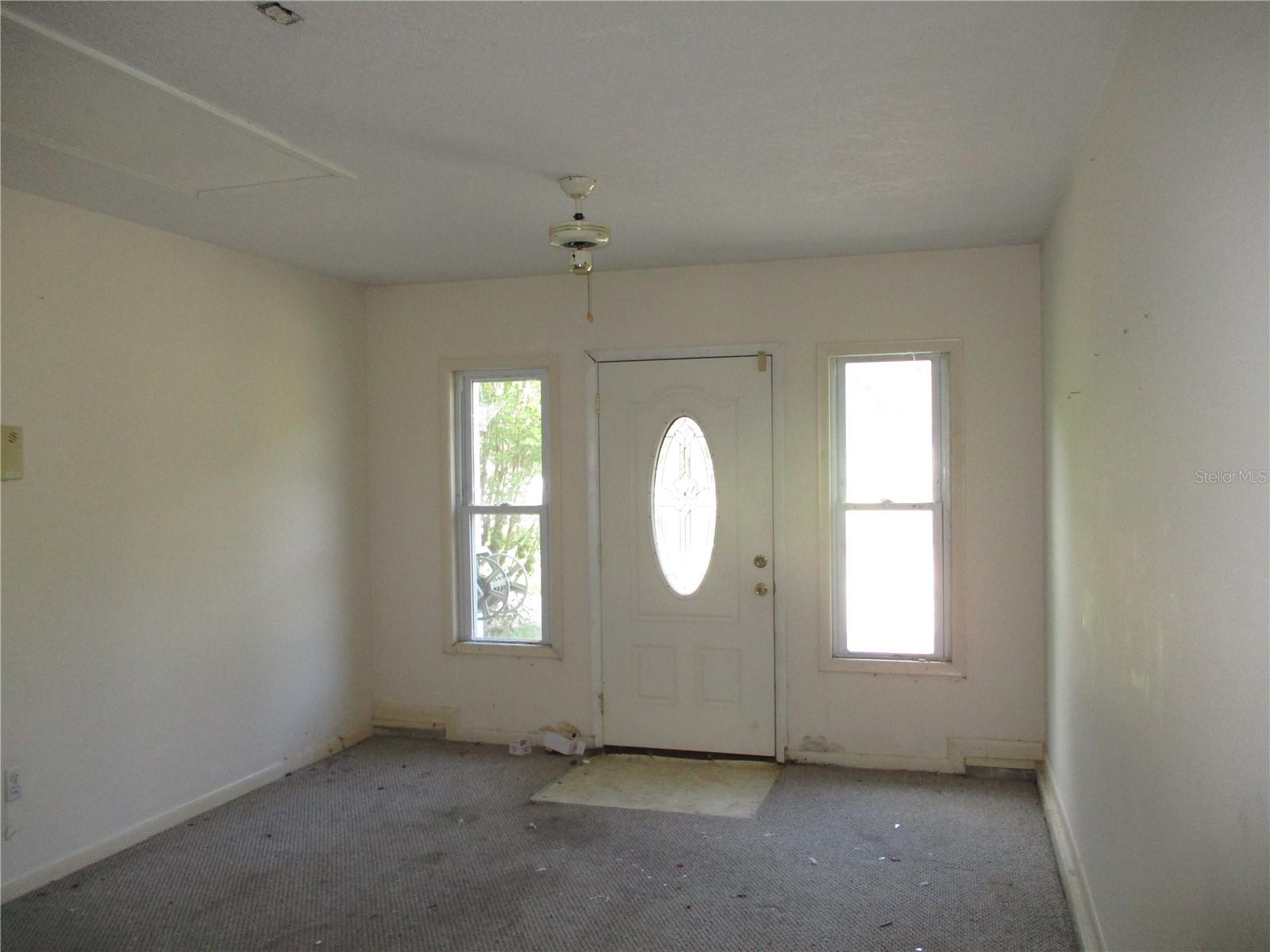 Image 19 of 27 For 12168 Cedar Drive