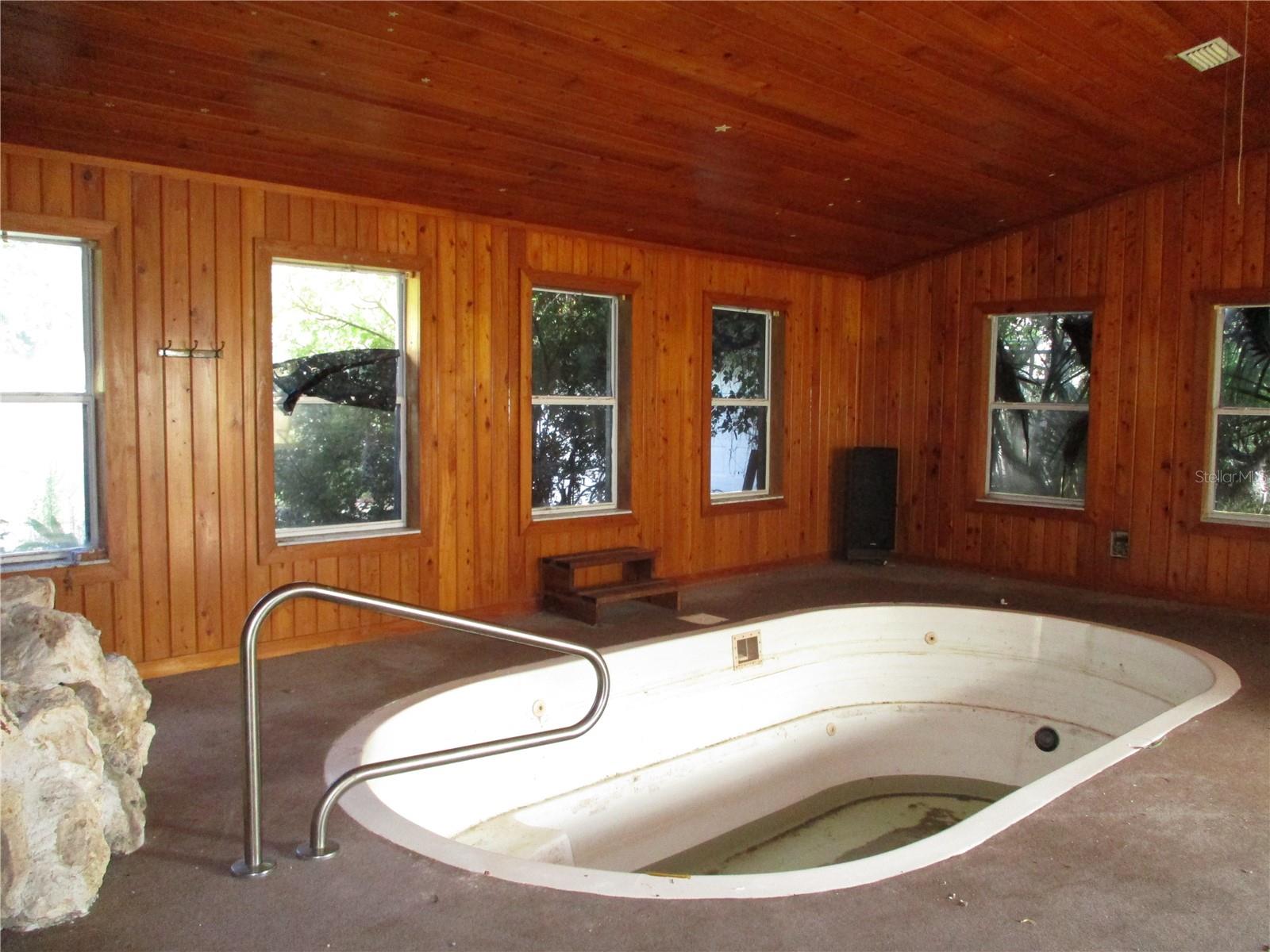 Image 22 of 27 For 12168 Cedar Drive