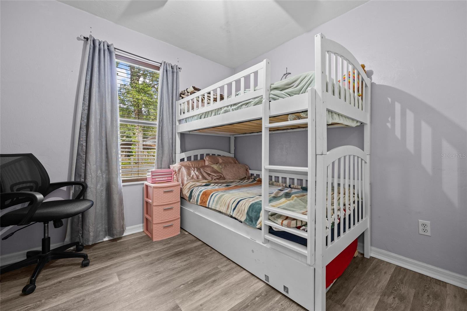 Image 12 of 24 For 22560 174th Avenue