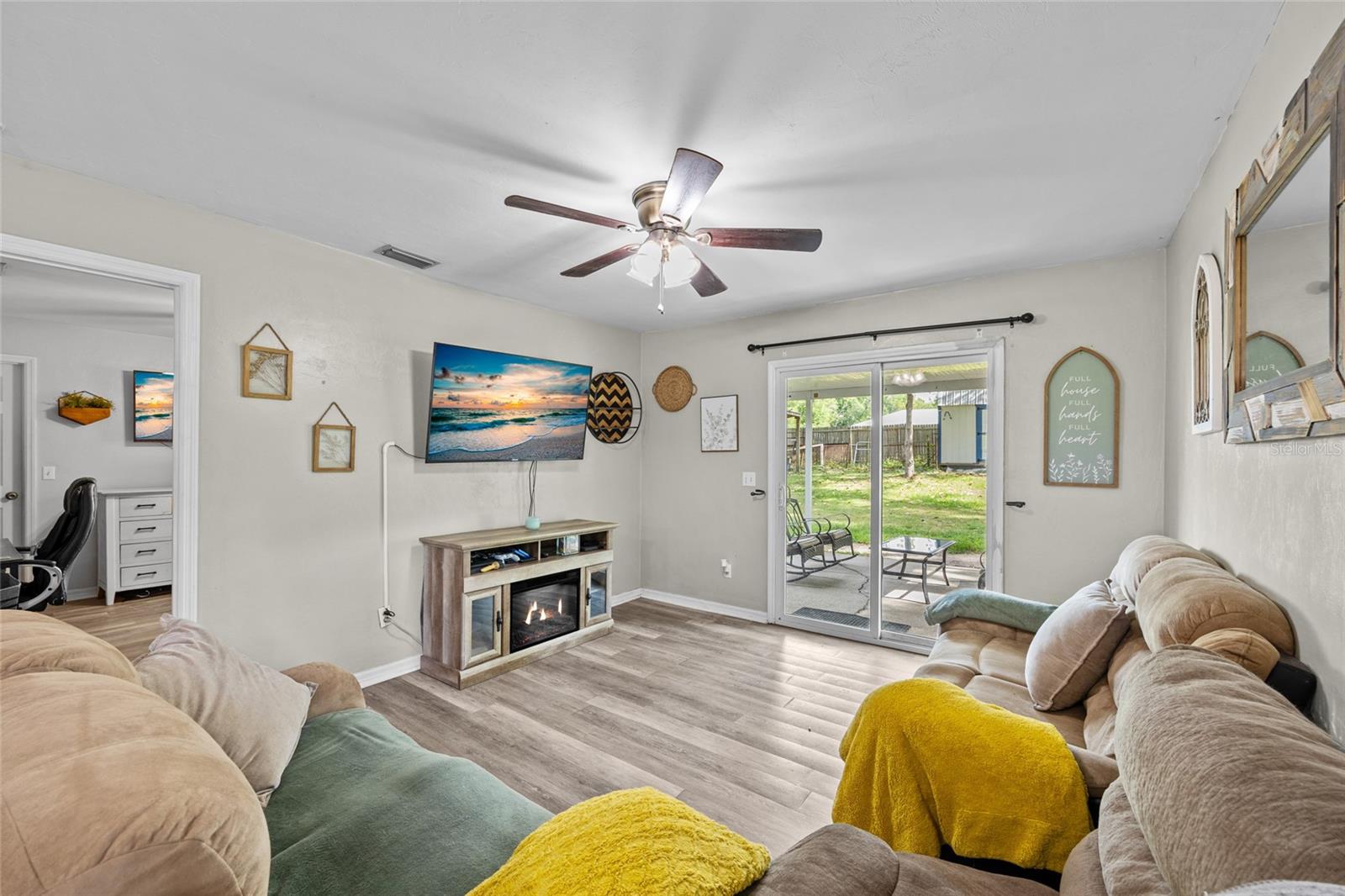Image 18 of 24 For 22560 174th Avenue