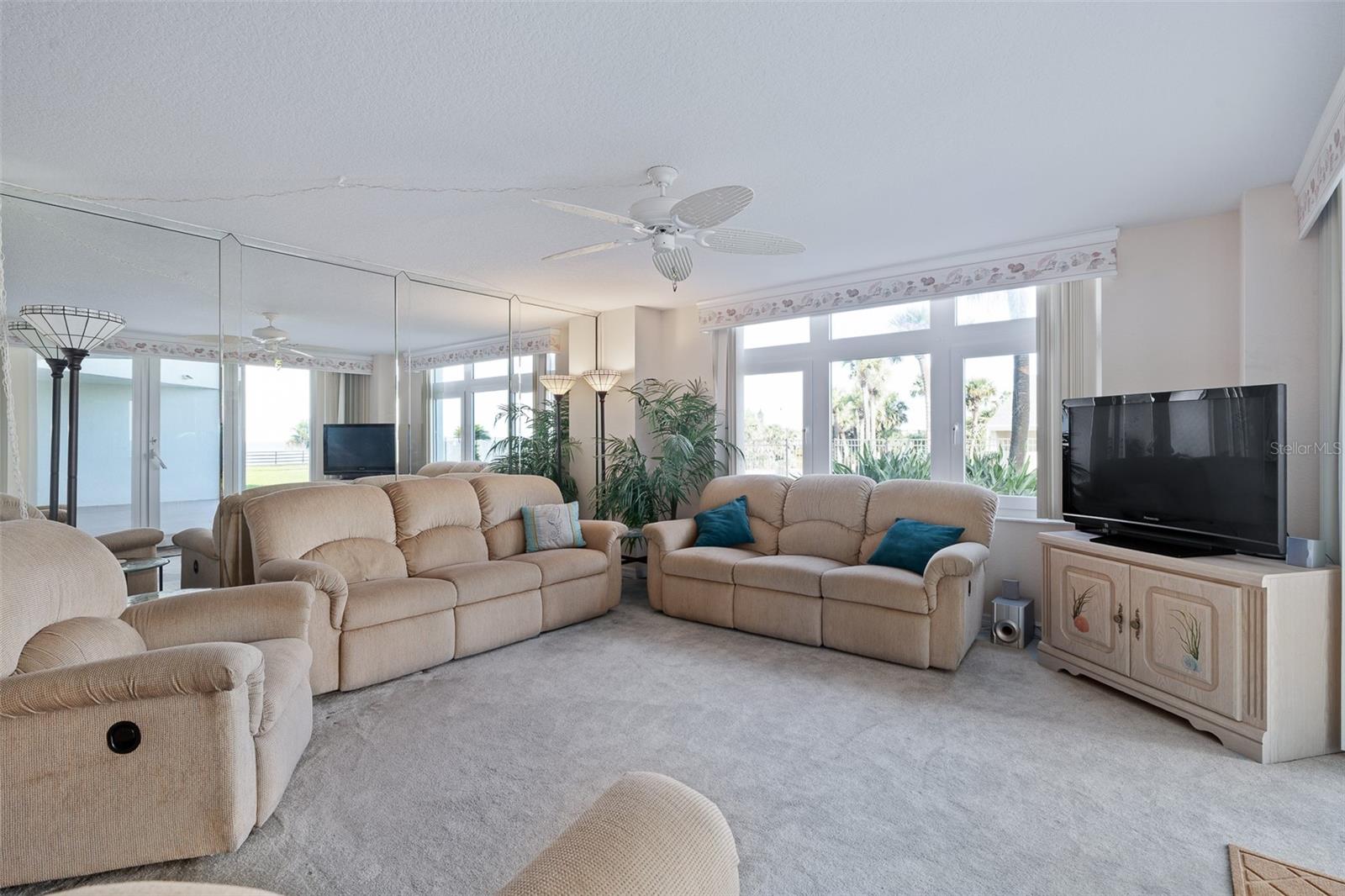 Image 9 of 70 For 395 Atlantic Avenue 102