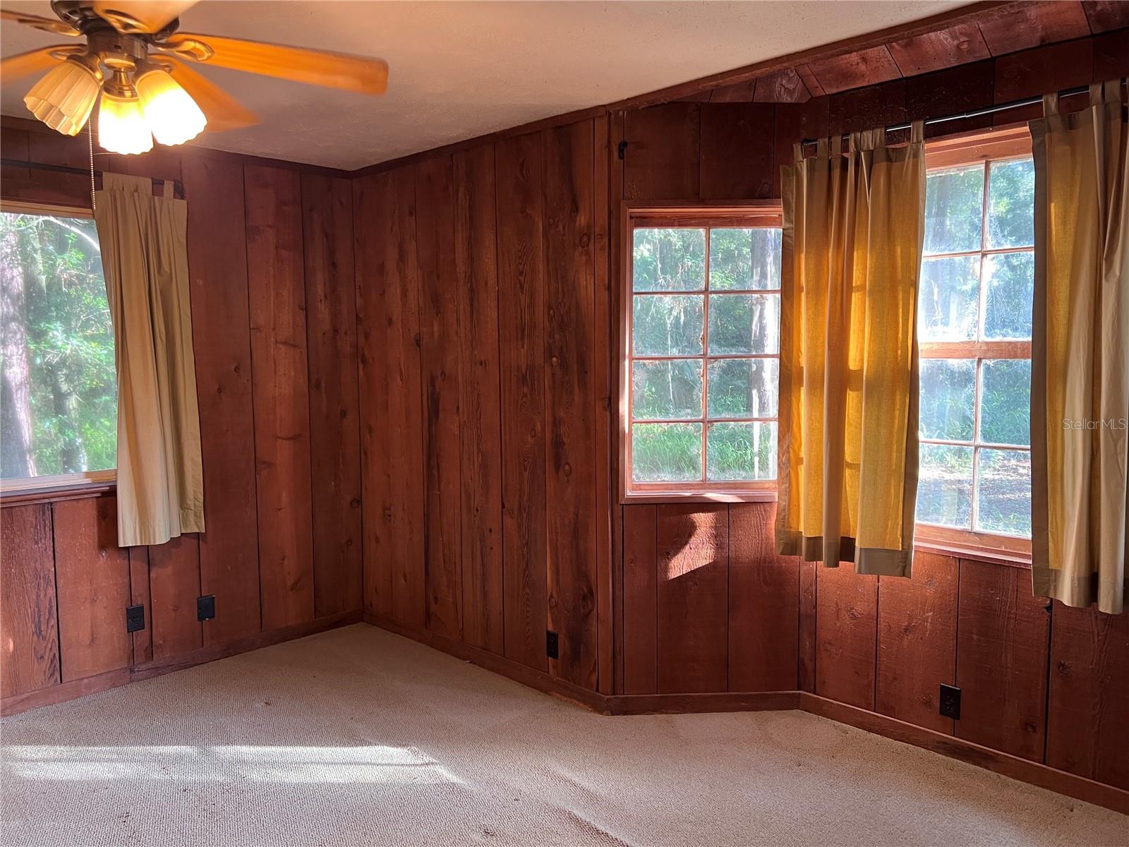 Image 11 of 24 For 5640 57th Avenue
