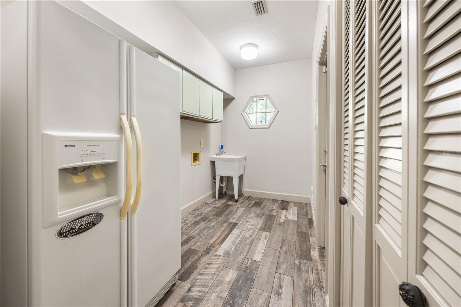 Image 40 of 60 For 4230 77th Street