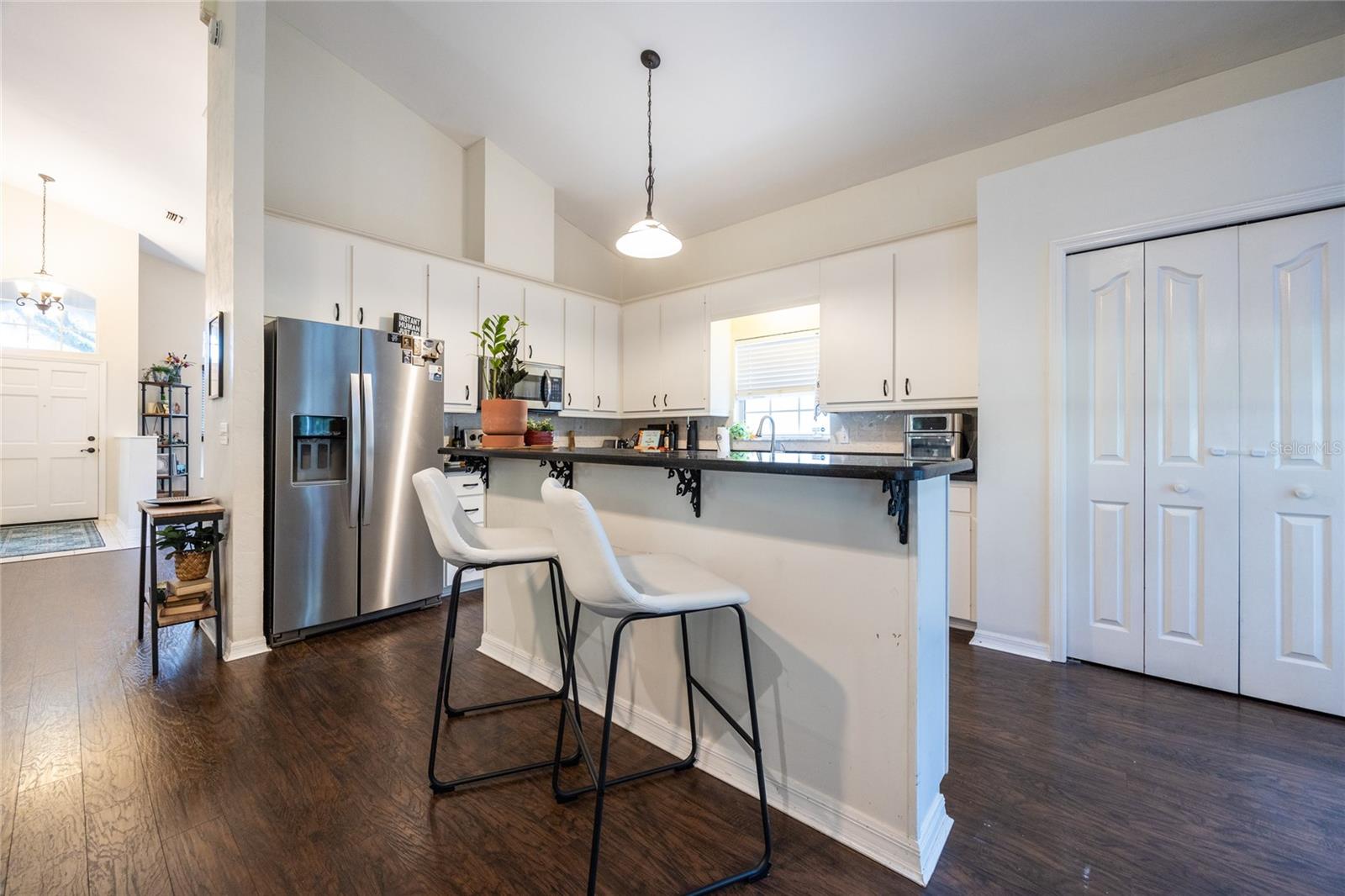 Image 14 of 59 For 6026 35 Street