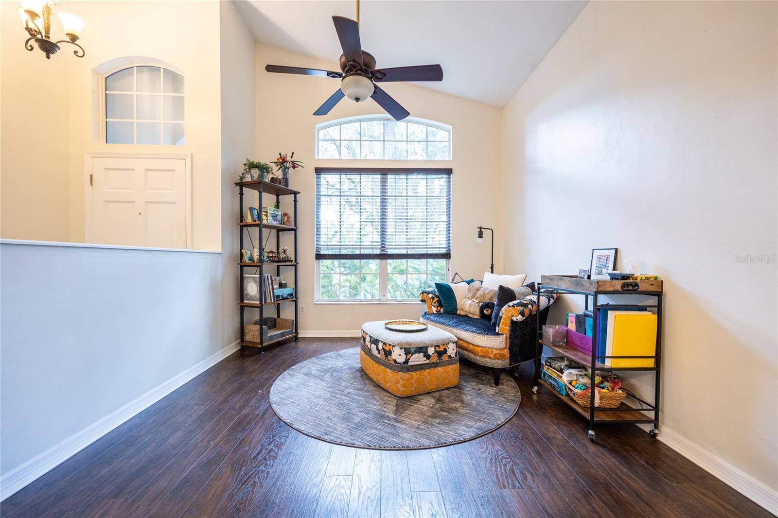 Image 15 of 59 For 6026 35 Street