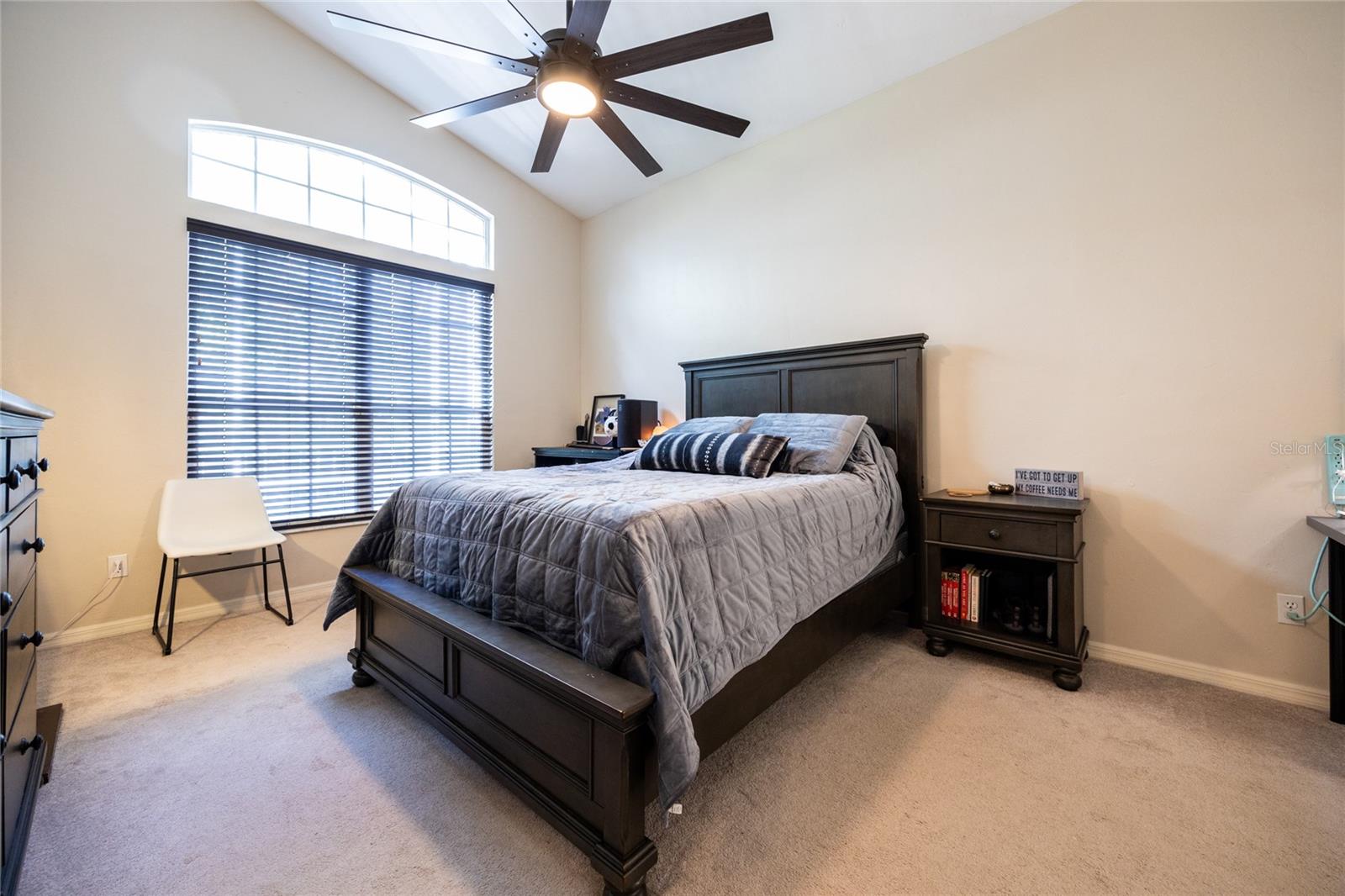 Image 21 of 59 For 6026 35 Street