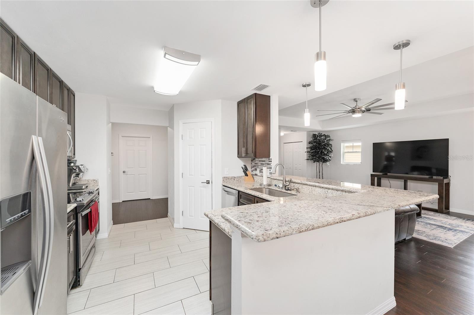 Image 15 of 37 For 4603 16th Terrace