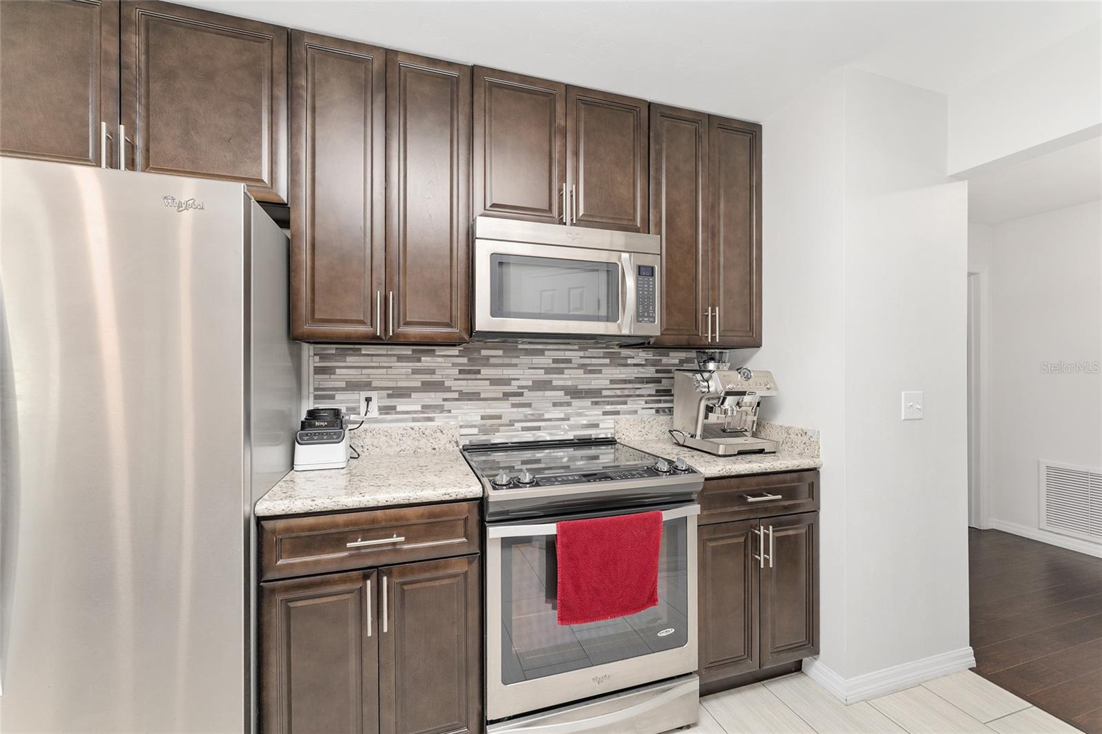 Image 17 of 37 For 4603 16th Terrace