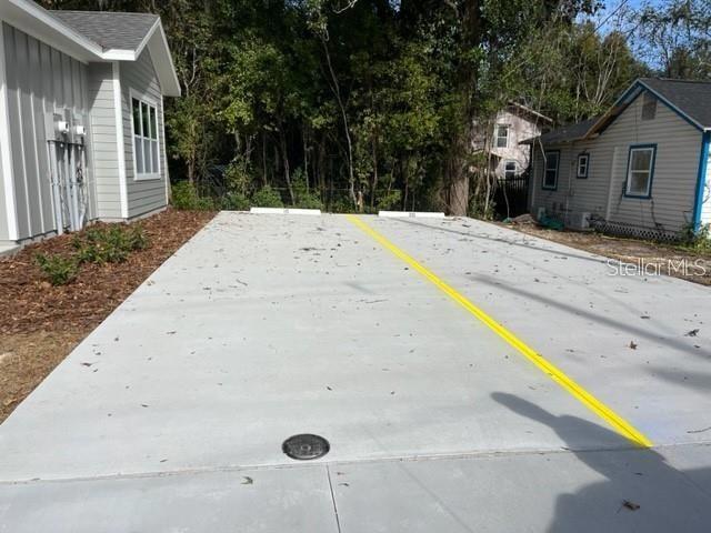 Image 4 of 5 For 540 30 Avenue 10