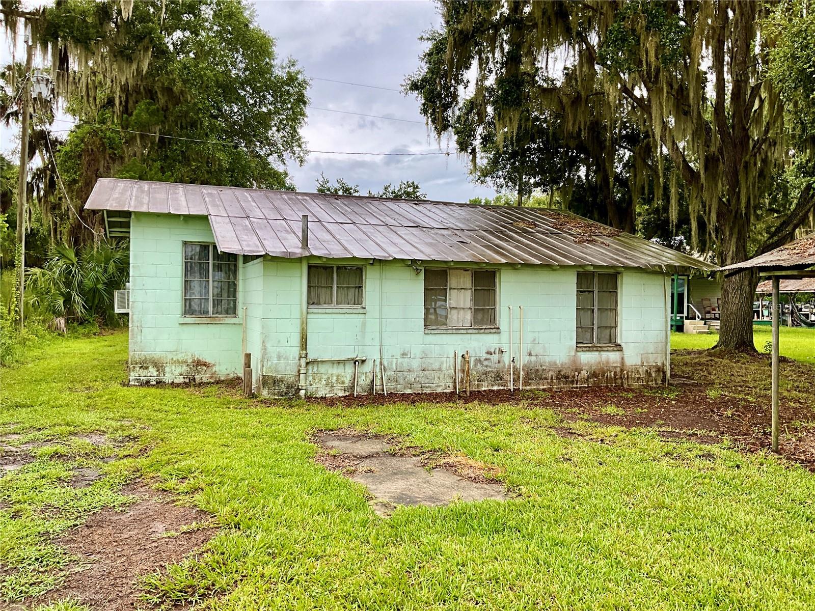 Image 24 of 35 For 16518 207th Street