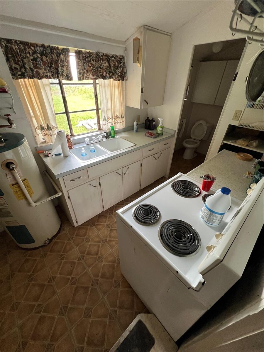 Image 4 of 35 For 16518 207th Street