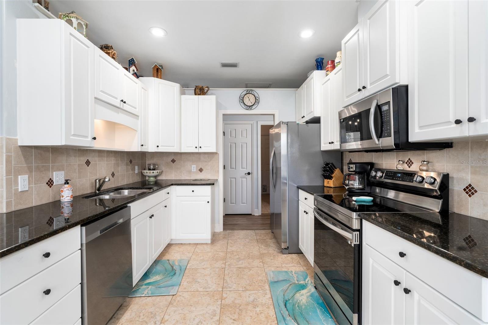 Image 15 of 38 For 952 231st Way