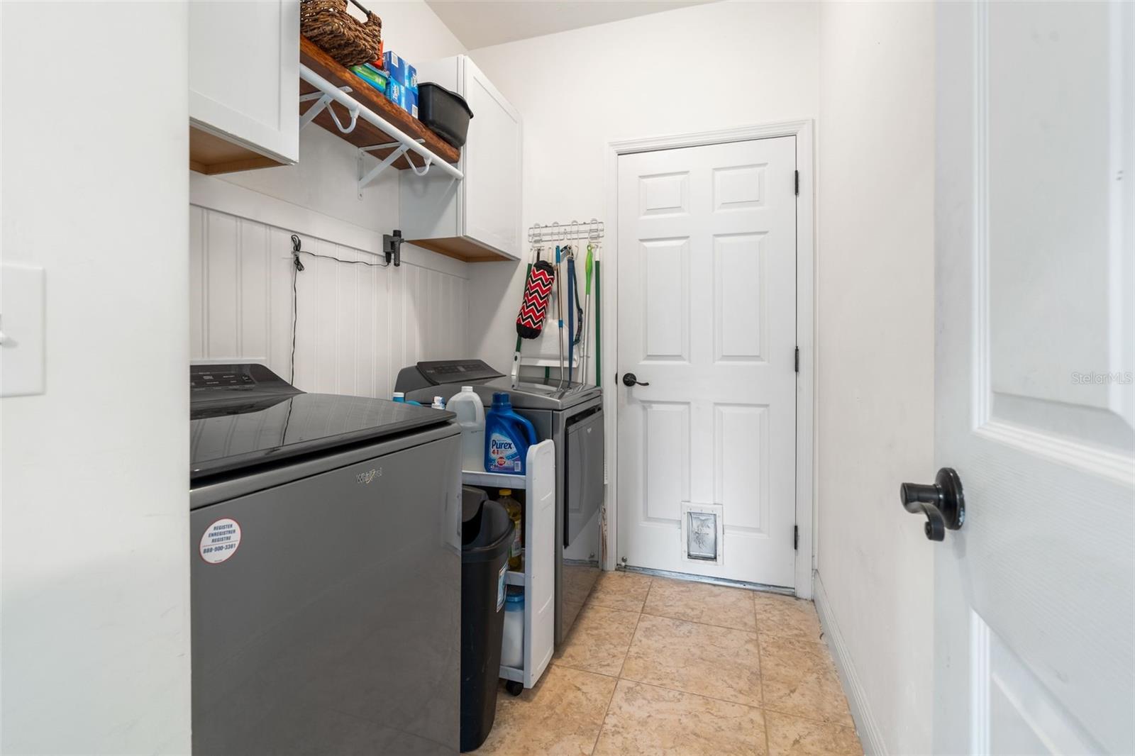 Image 19 of 38 For 952 231st Way