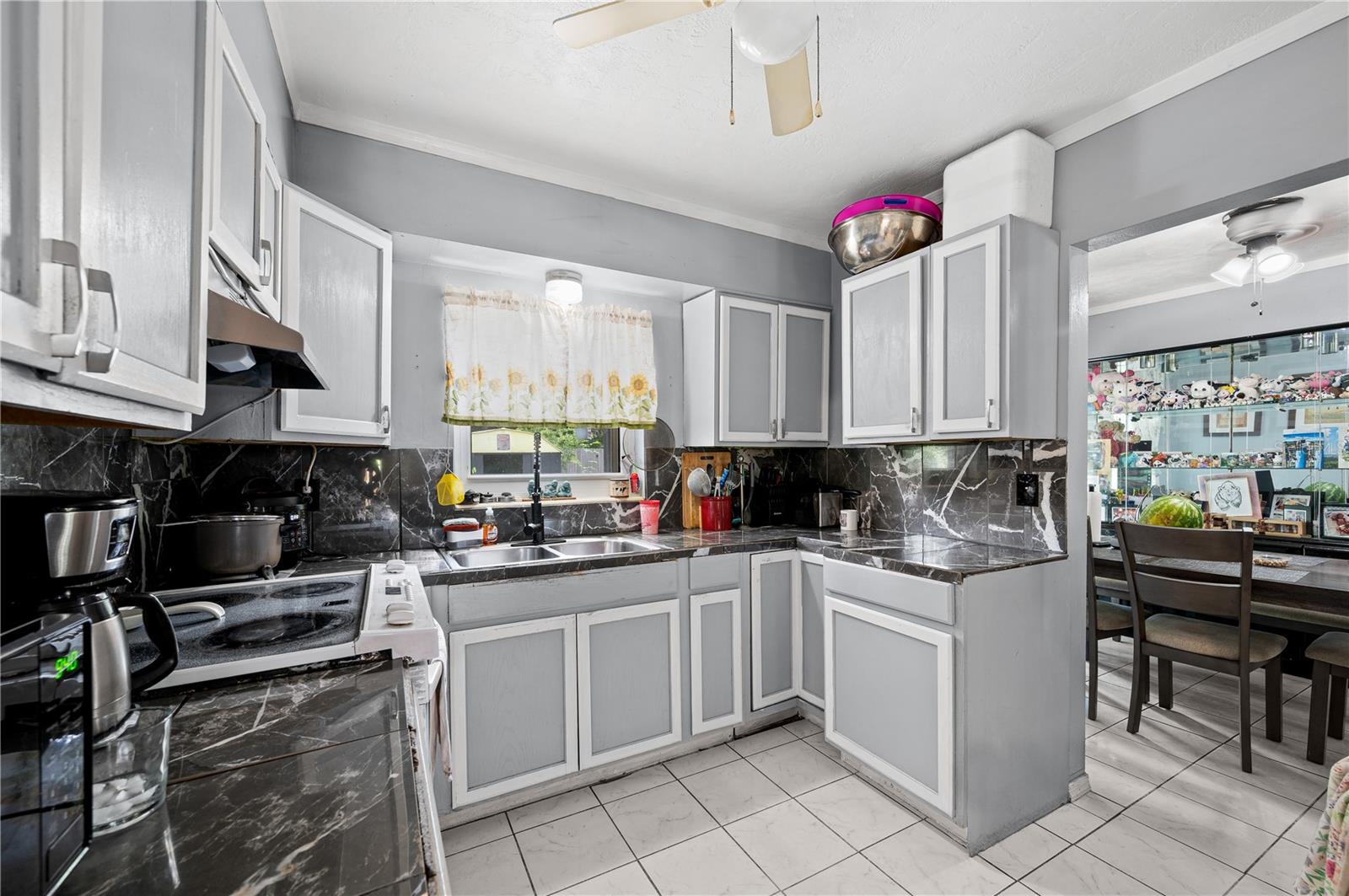 Image 6 of 17 For 2923 16th Terrace