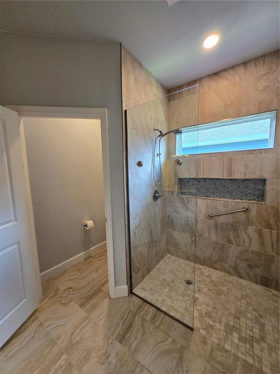 Image 21 of 58 For 1464 66th Drive