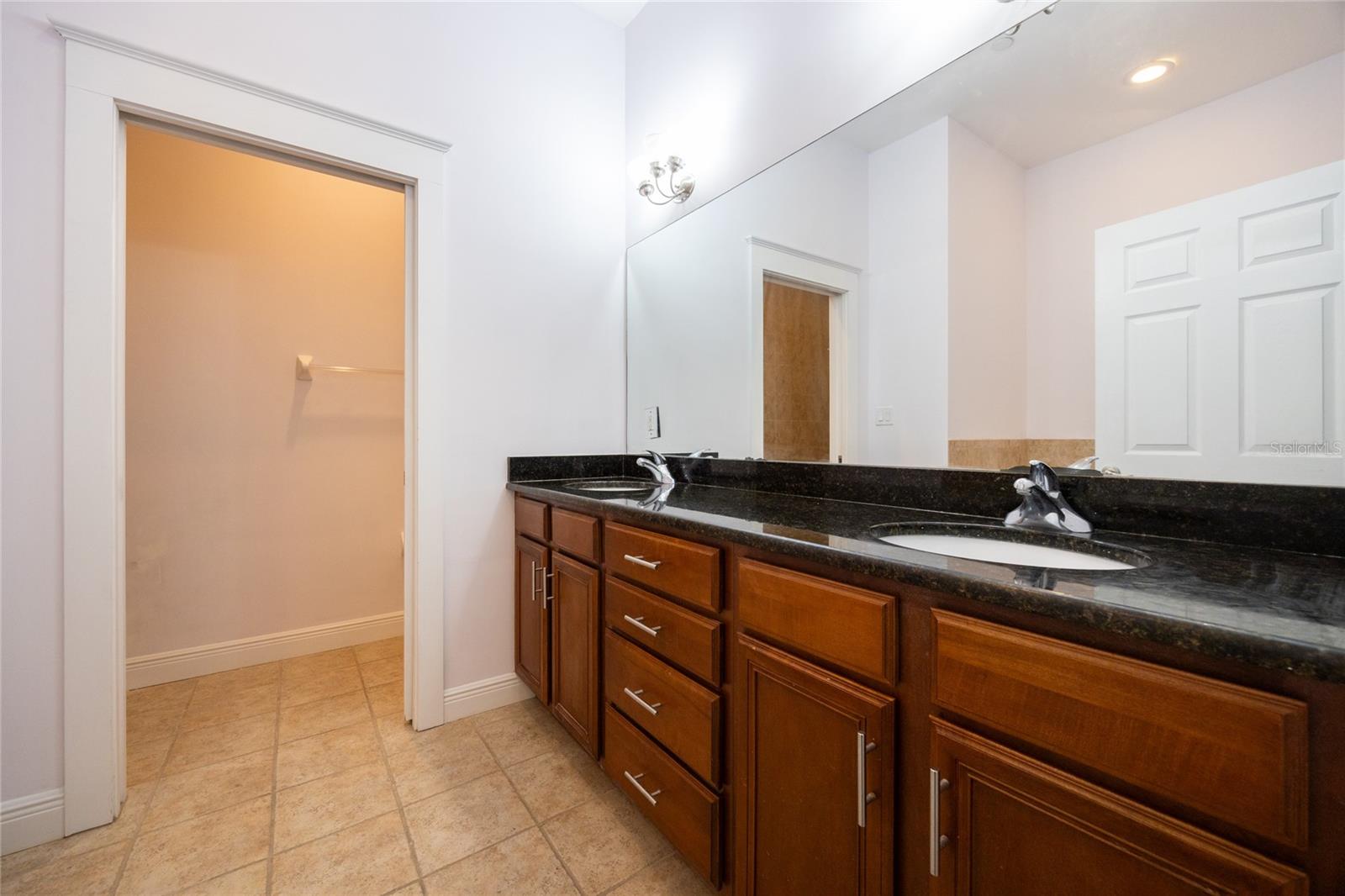 Image 33 of 46 For 421 2nd Avenue