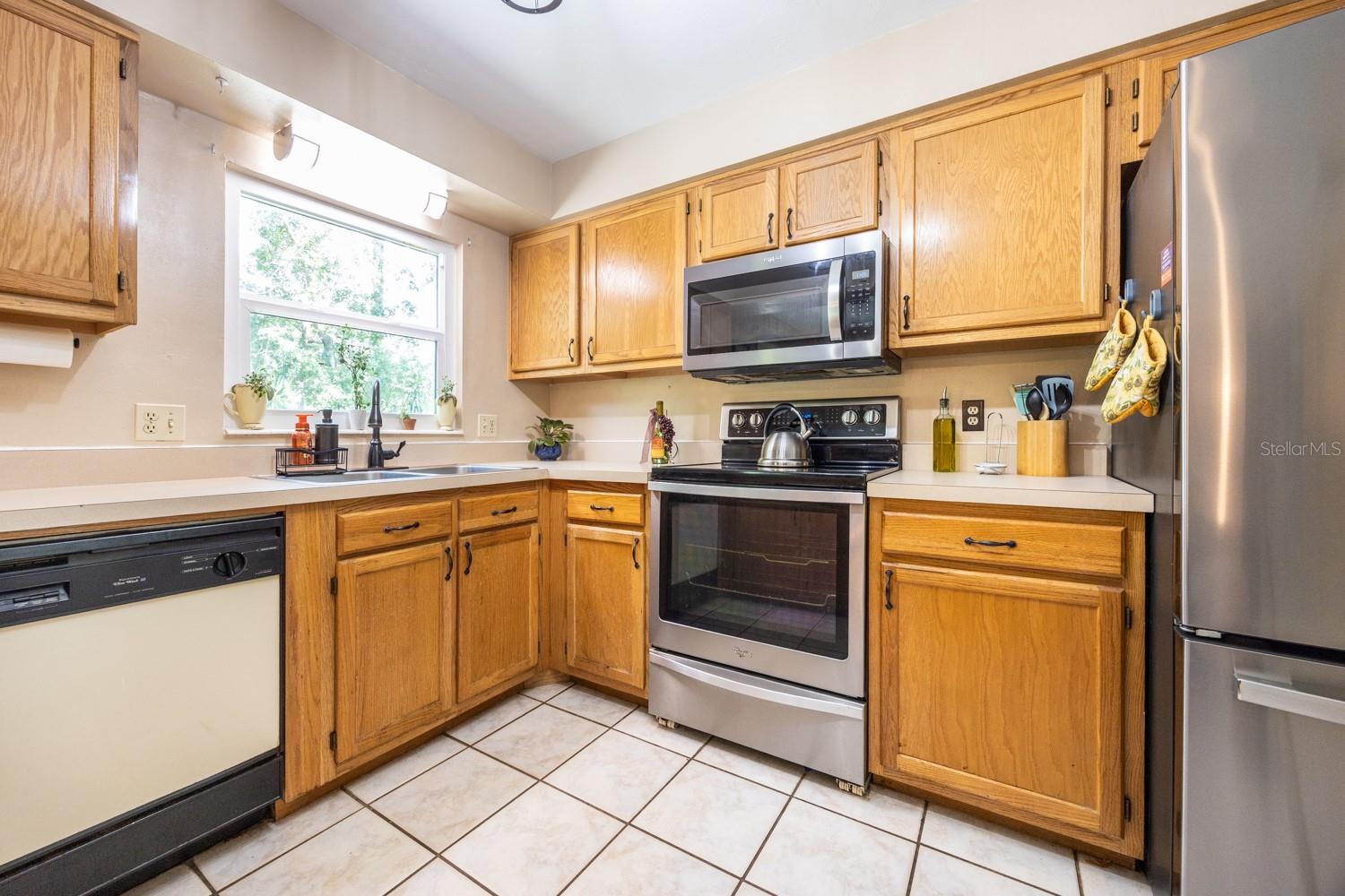 Image 11 of 35 For 5730 28th Terrace