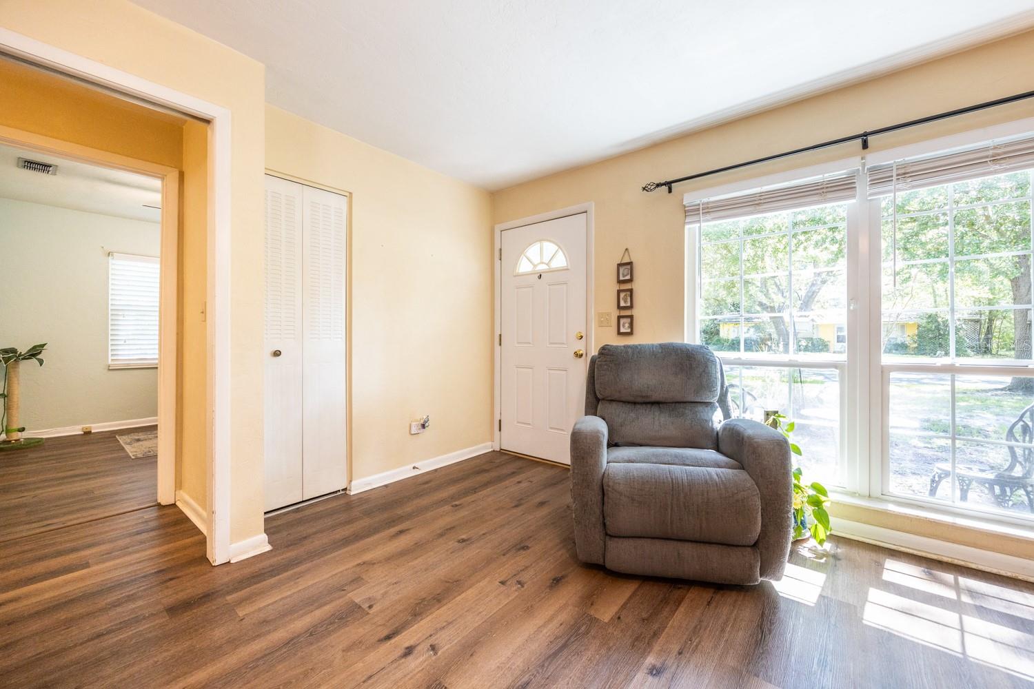 Image 4 of 35 For 5730 28th Terrace
