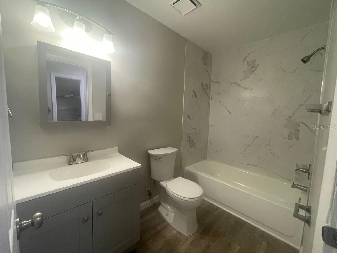 Image 15 of 16 For 1523 7th Street A-5