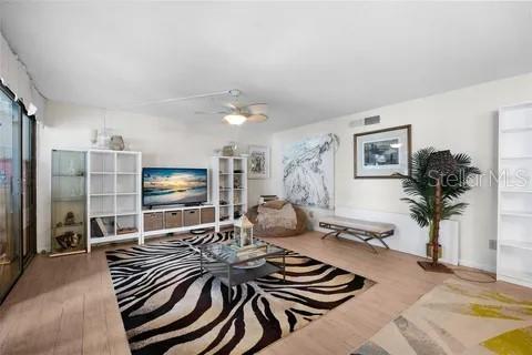 Image 5 of 25 For 2514 14th Drive N-a