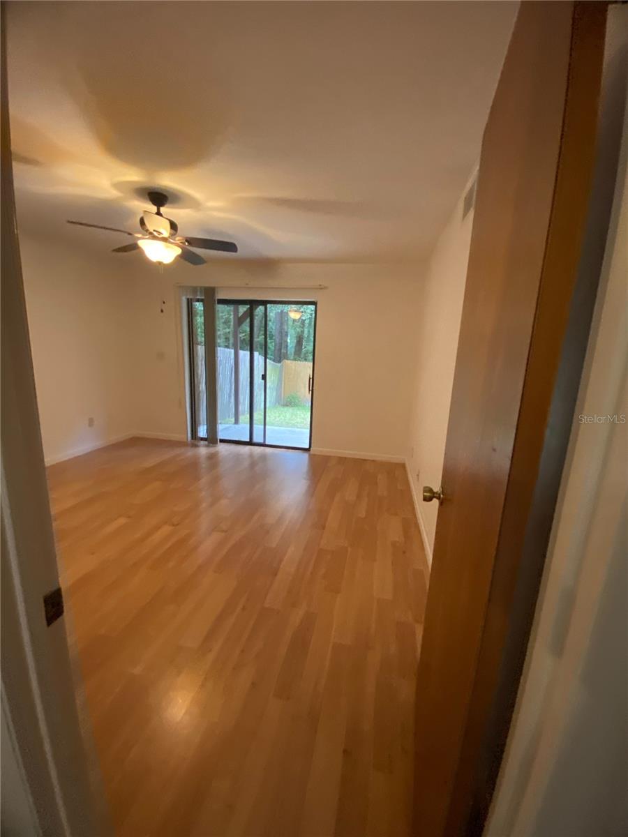 Image 13 of 23 For 4413 67th Terrace