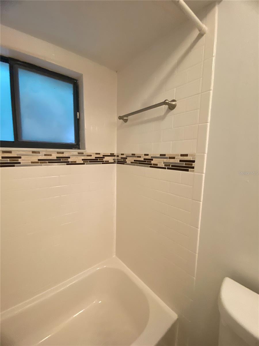 Image 21 of 23 For 4413 67th Terrace