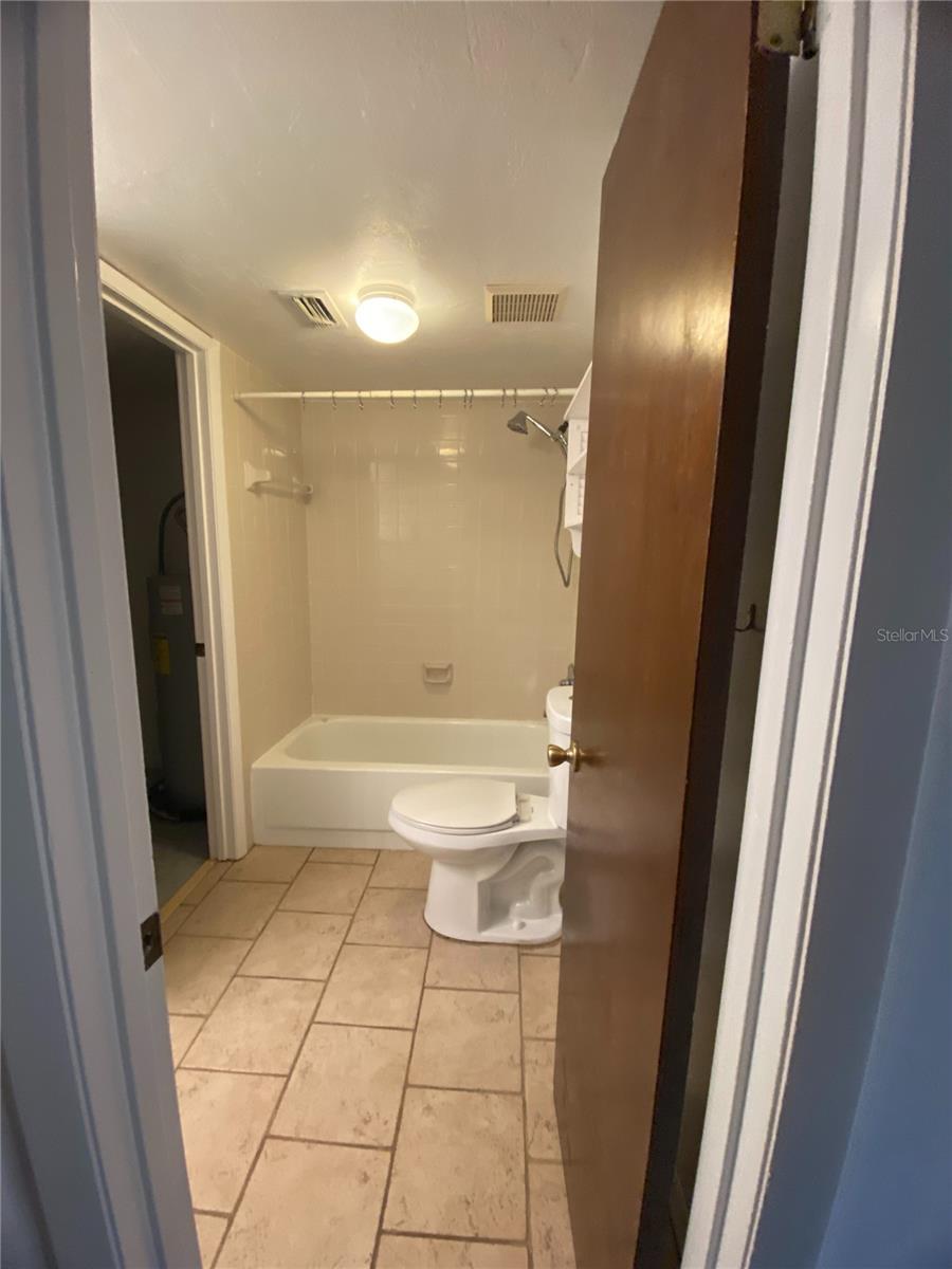 Image 6 of 23 For 4413 67th Terrace