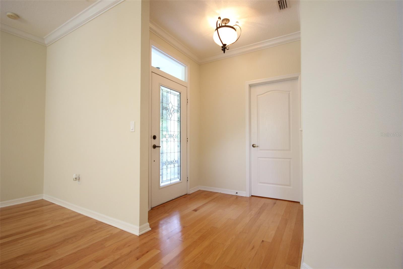 Image 7 of 28 For 417 129th Terrace