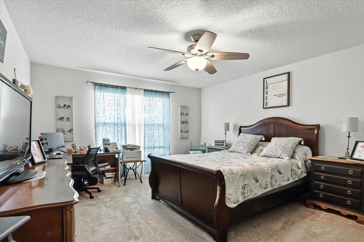 Image 17 of 31 For 19484 228th Drive