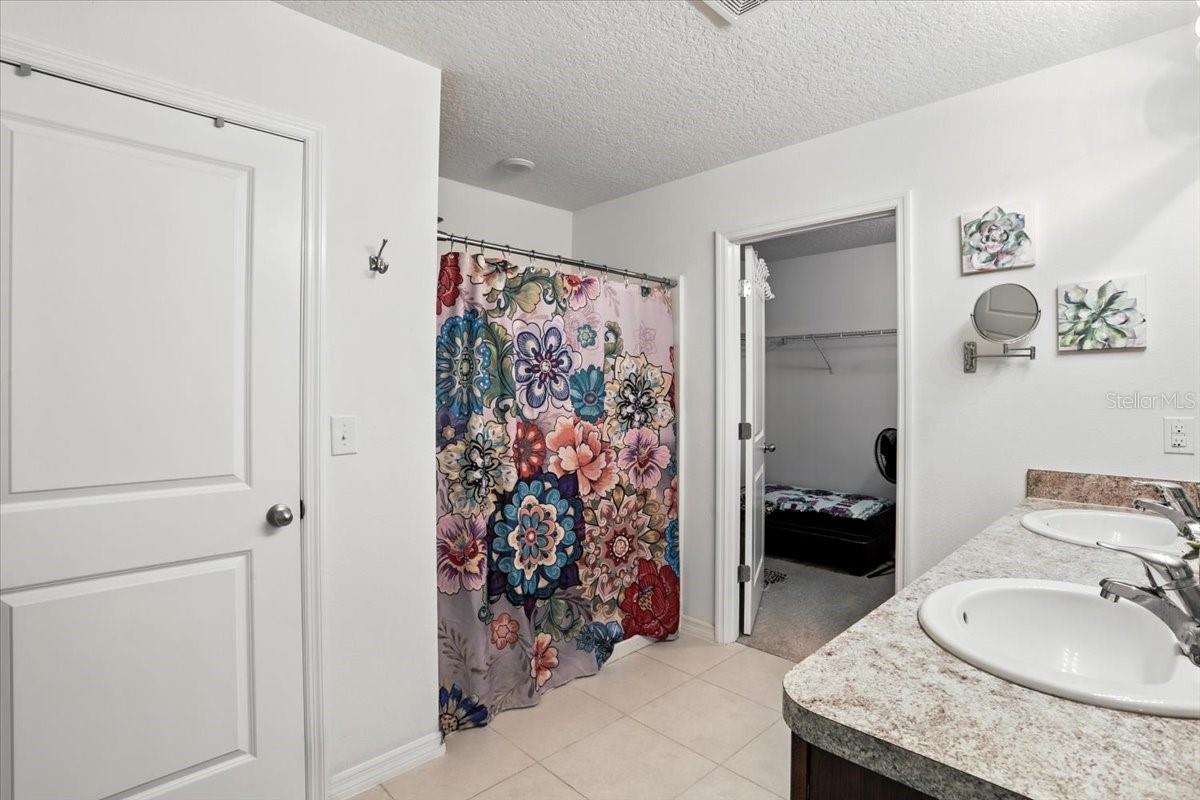 Image 19 of 31 For 19484 228th Drive
