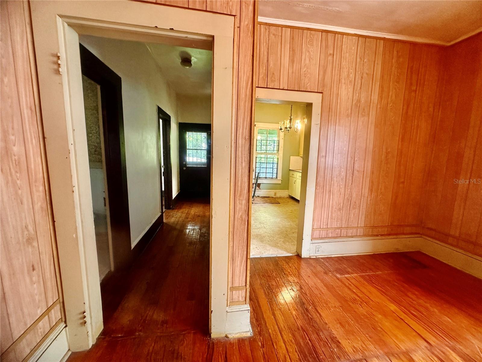 Image 15 of 20 For 724 3rd Street