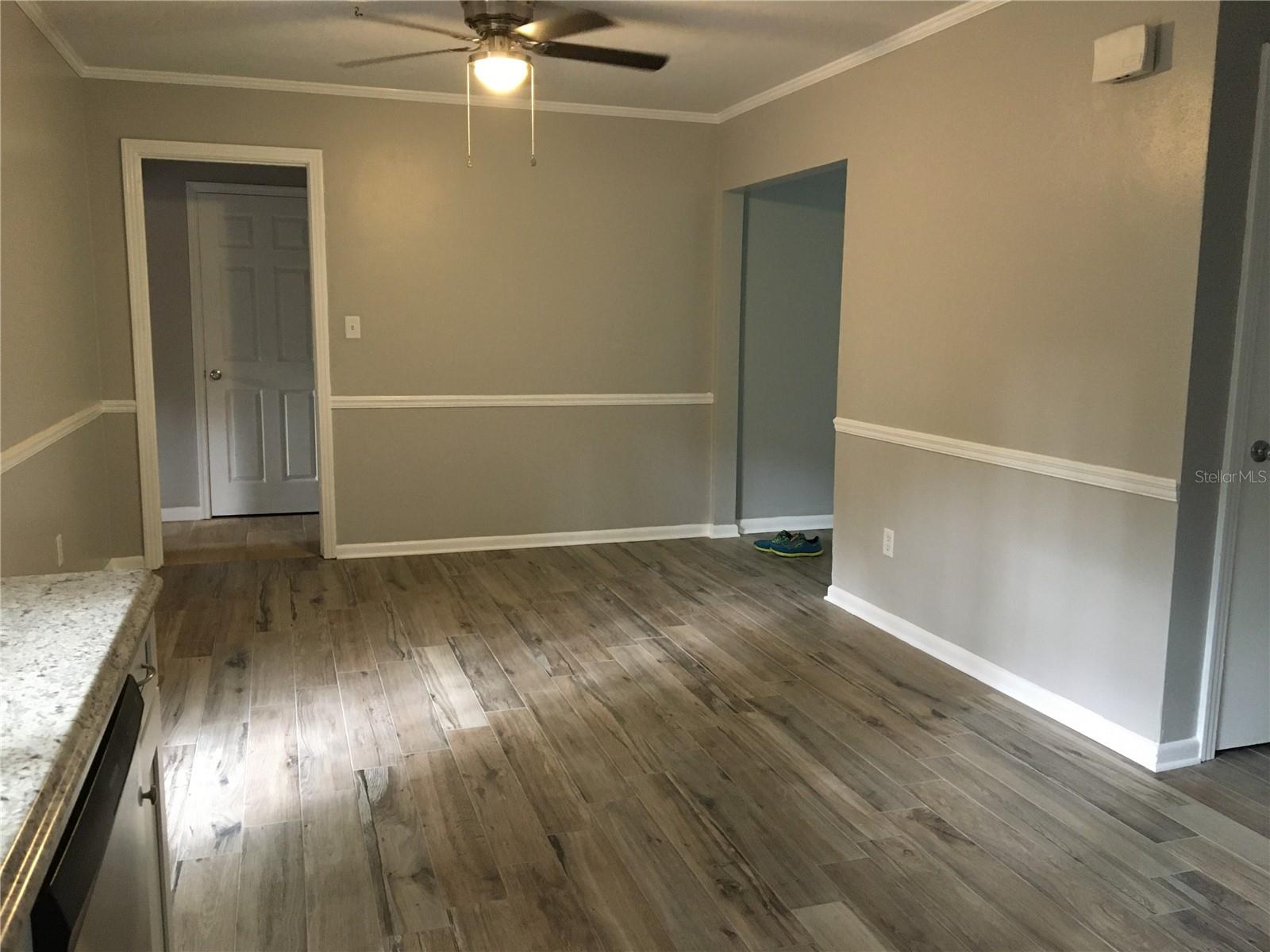 Image 2 of 11 For 214 40 Street