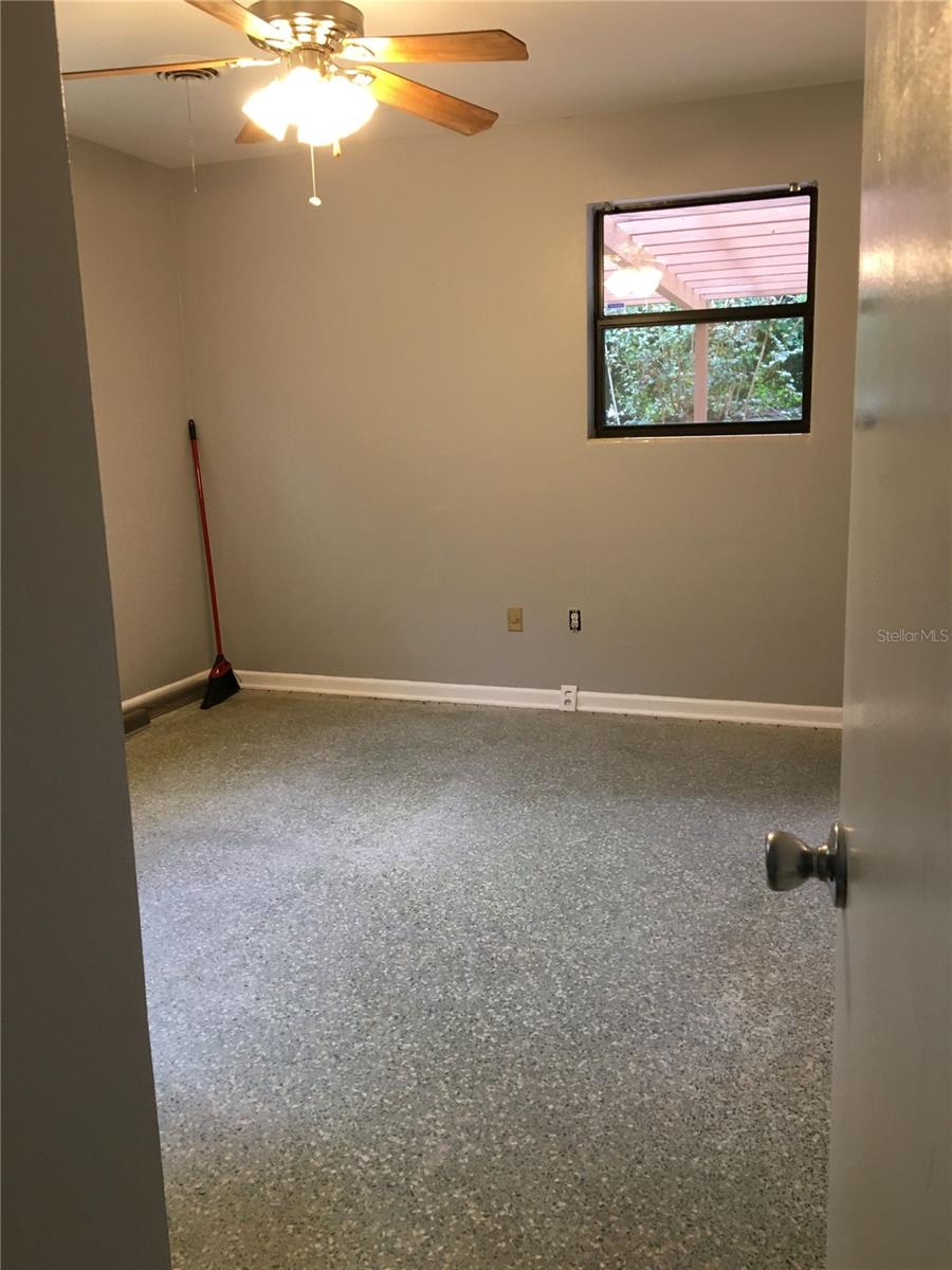 Image 6 of 11 For 214 40 Street