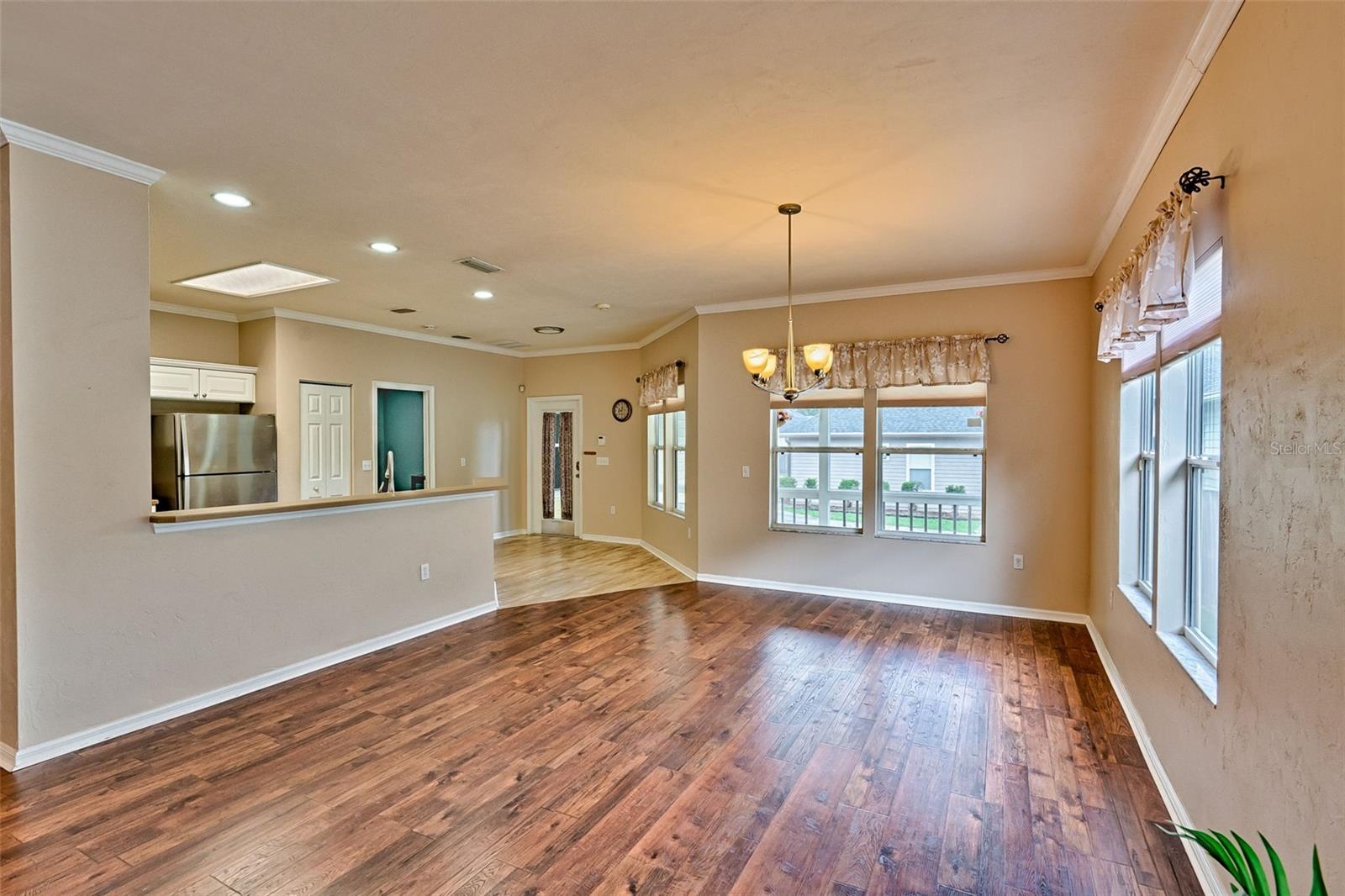 Image 12 of 40 For 9934 21st Avenue