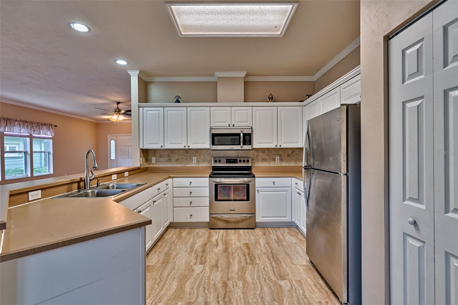 Image 16 of 40 For 9934 21st Avenue