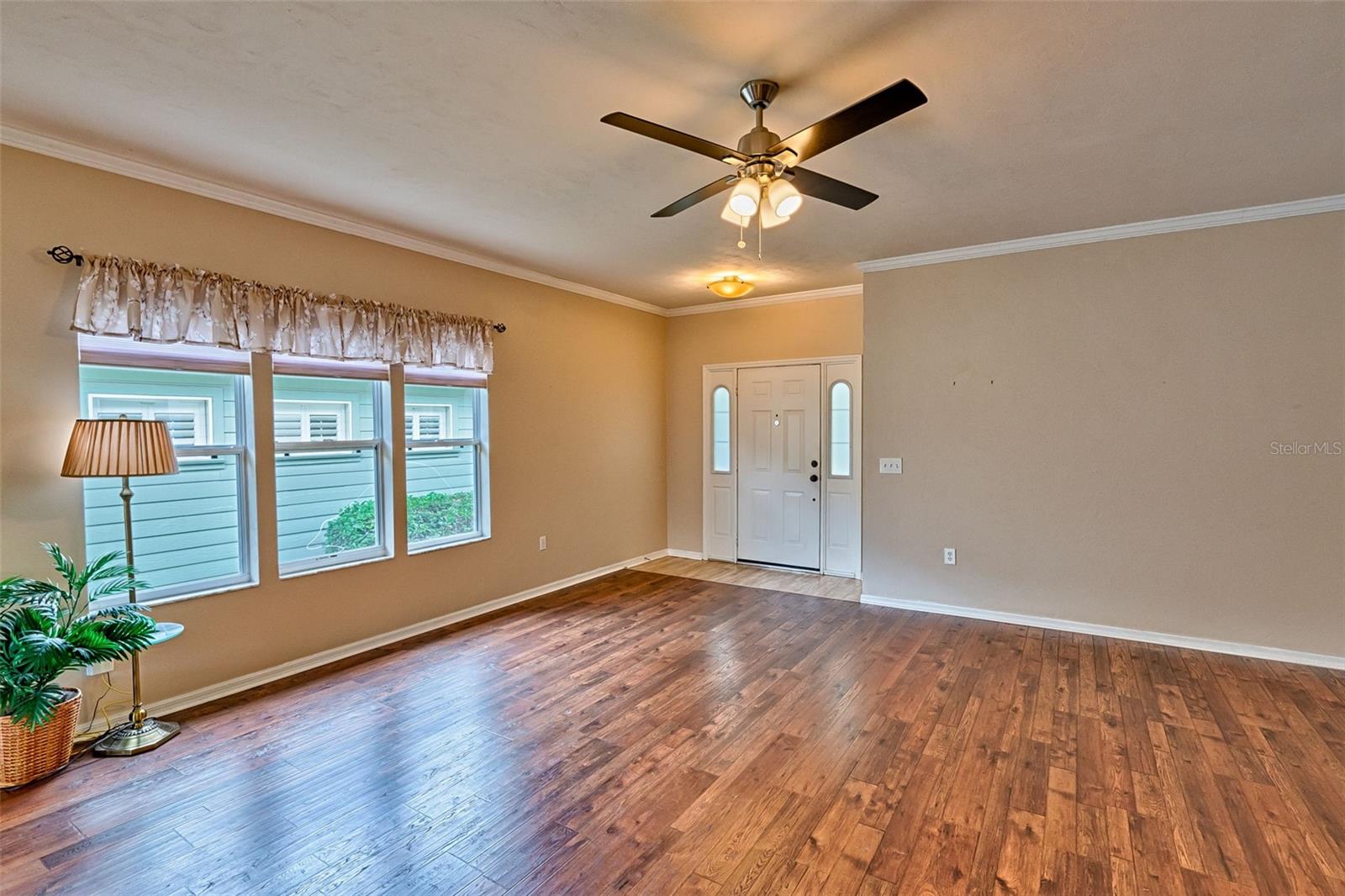 Image 7 of 40 For 9934 21st Avenue