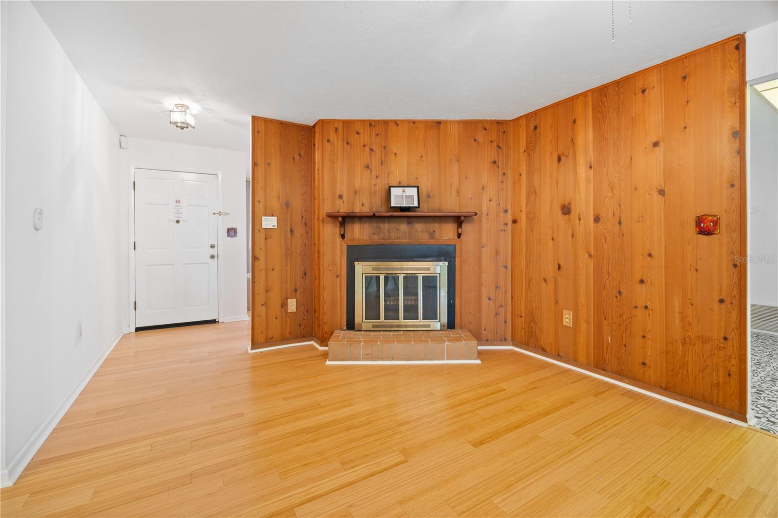 Image 7 of 34 For 4510 31st Avenue
