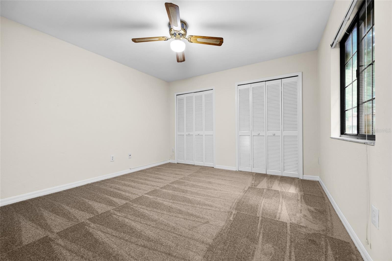 Image 12 of 20 For 924 57th Drive