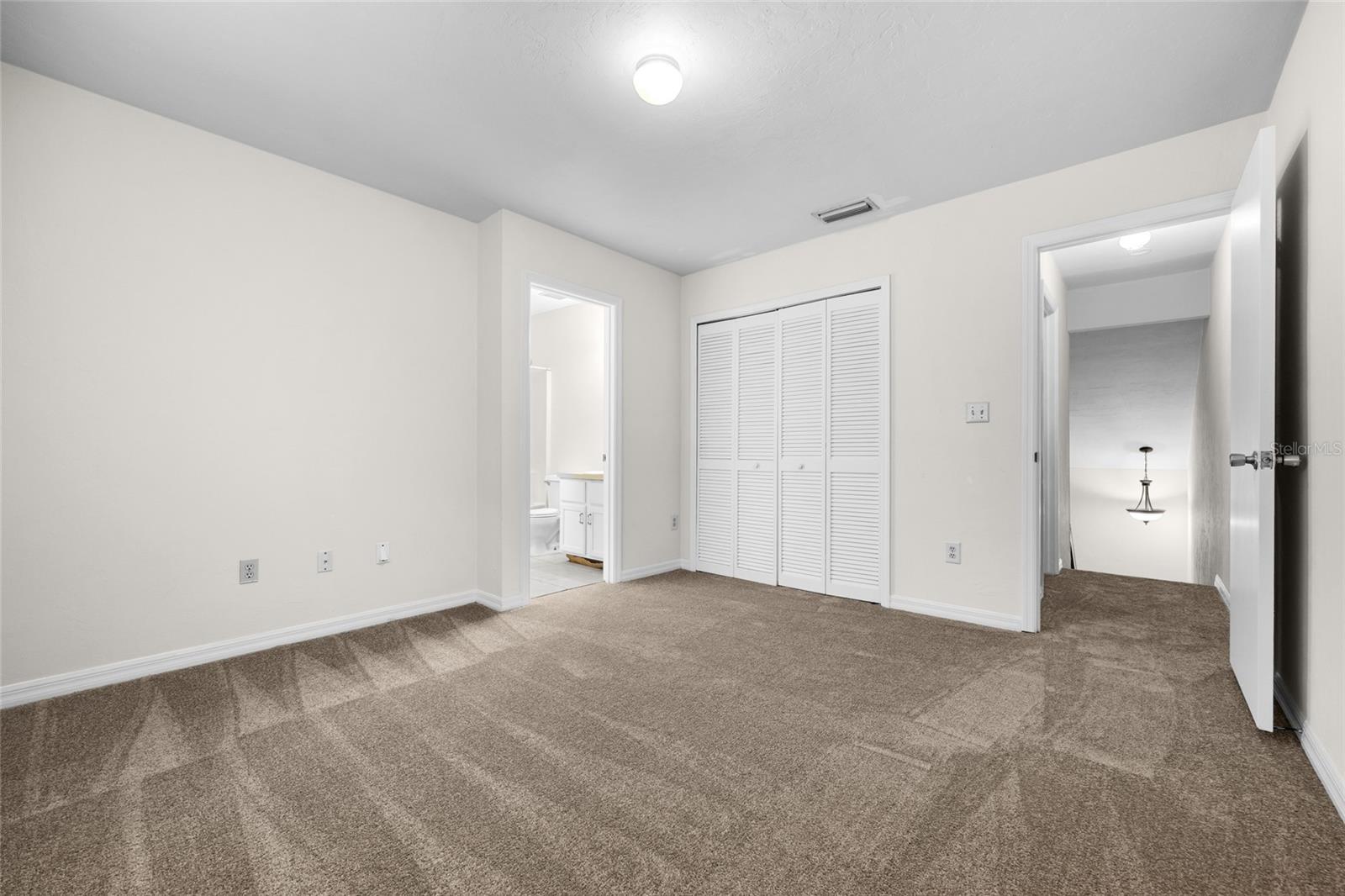 Image 14 of 20 For 924 57th Drive
