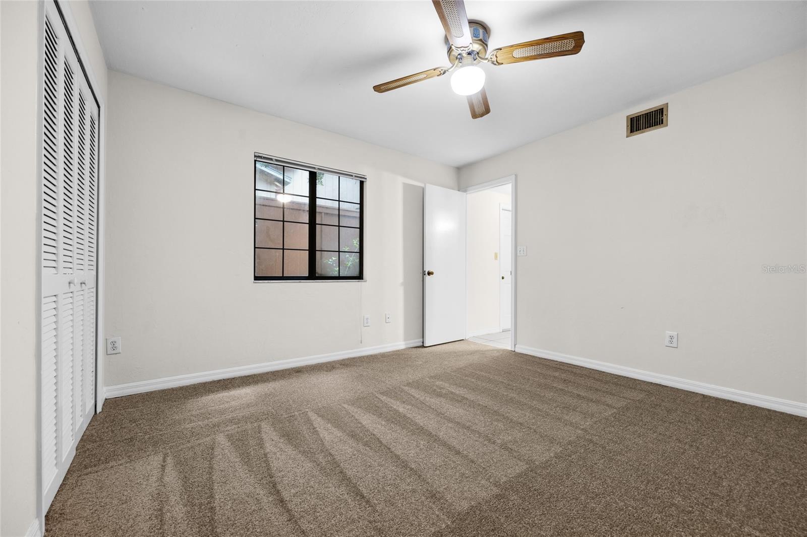 Image 18 of 20 For 924 57th Drive