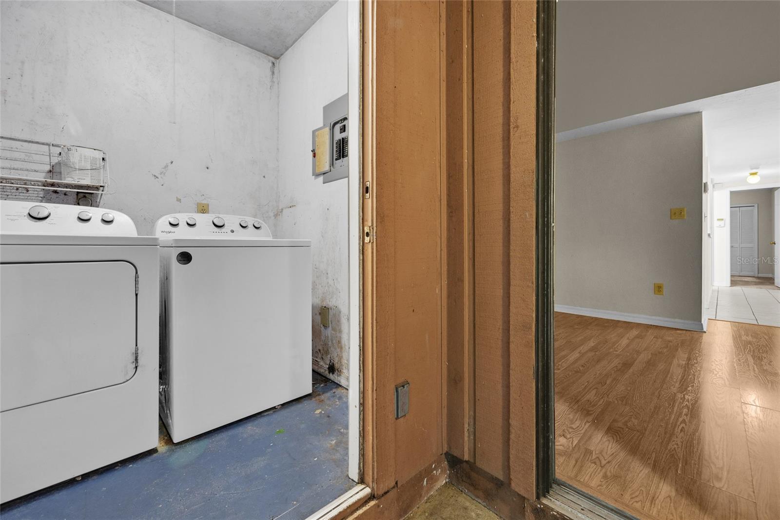 Image 19 of 20 For 924 57th Drive